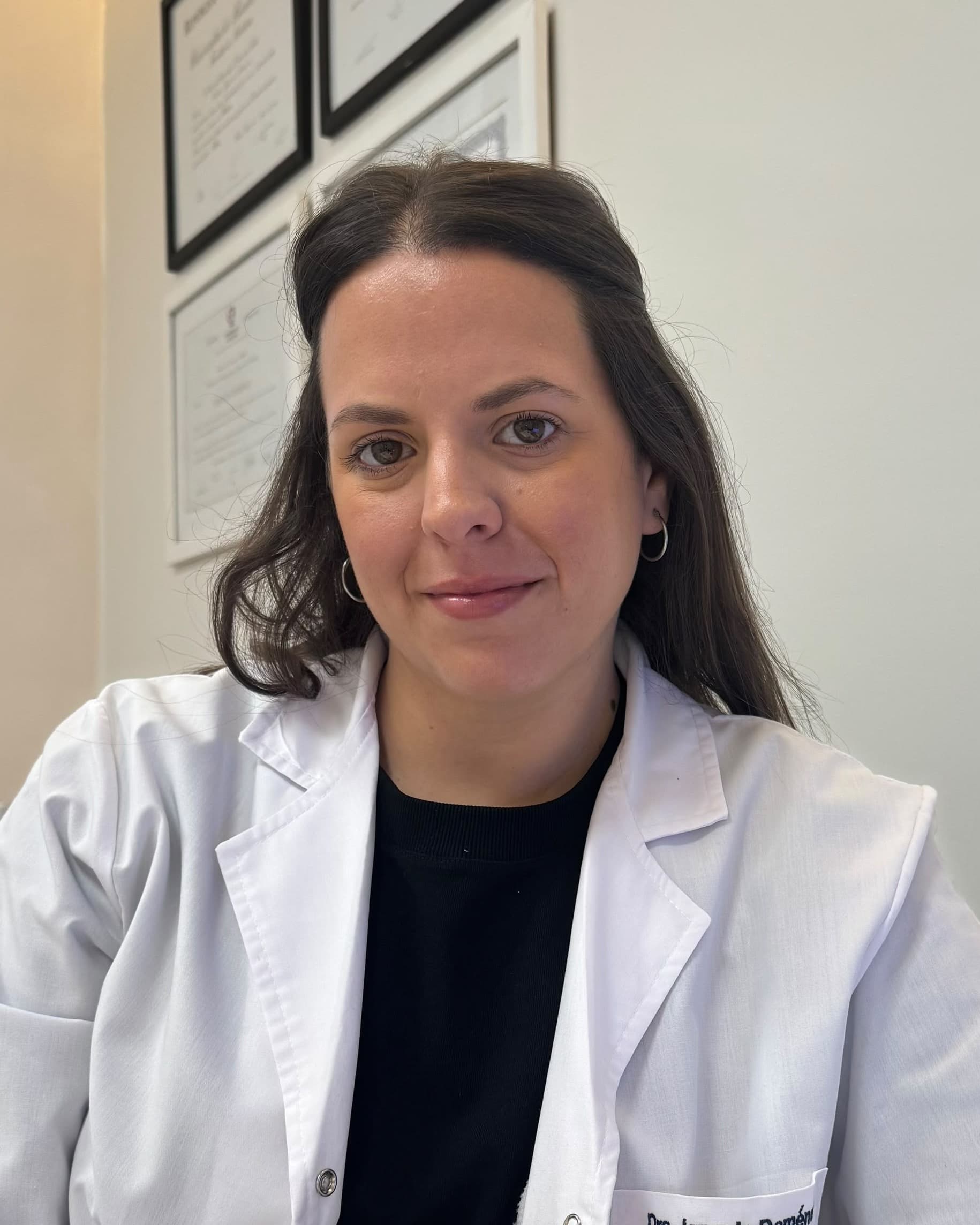 Dra. Ignacia Domenez, médica ginecóloga, en su consultorio del Sanatorio Tandil